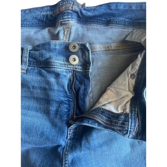 Torrid Denim Blue Jeans Vintage Stretch Flare Plue Size 22 Mid Rise Boot 22R - Picture 5 of 7
